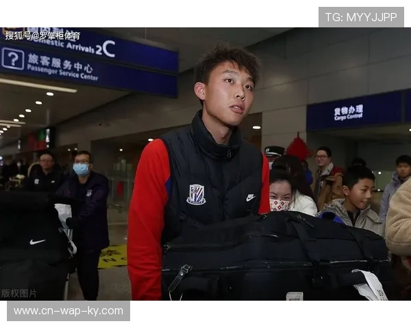 上海申花后卫金顺凯开场送点 年轻球员成长需交学费